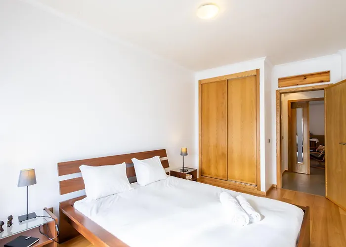 شقة Casa De Sao Martinho T3 - By Smarthomes *